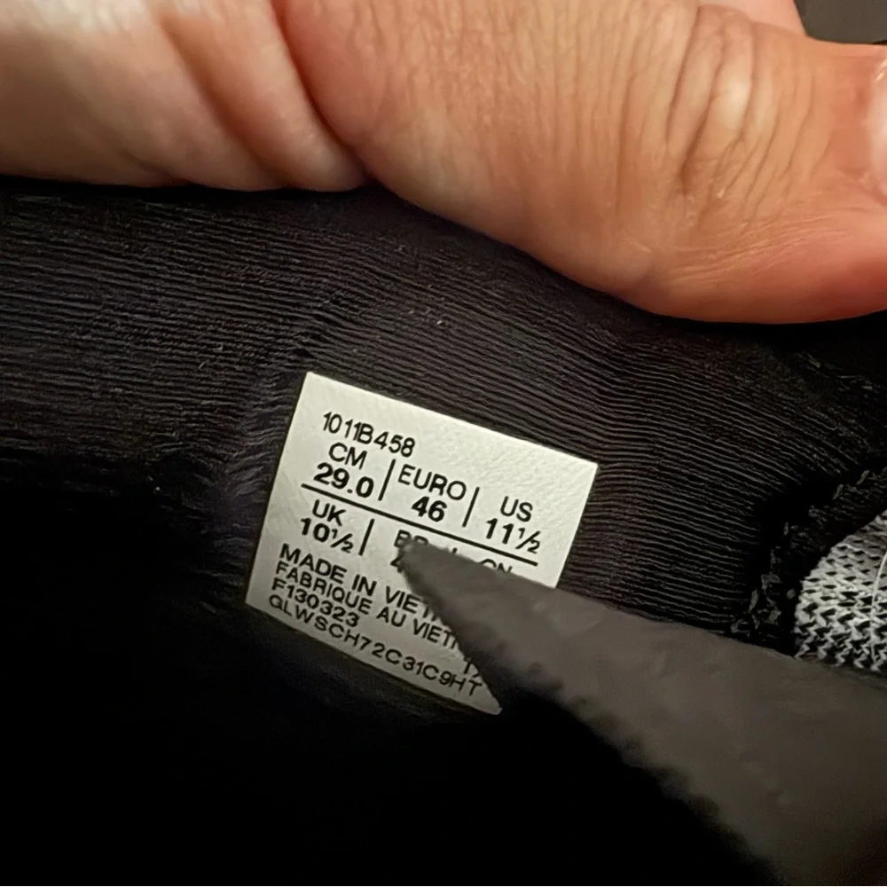 ASICS Novablast 3 Men’s Running Walking‎ Shoes Sneakers Workout Size 11.5 - Picture 11 of 11